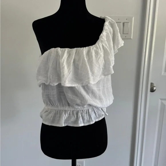 American Eagle Ruffled One Shoulder Bubble top Size Large - Picture 2 of 4